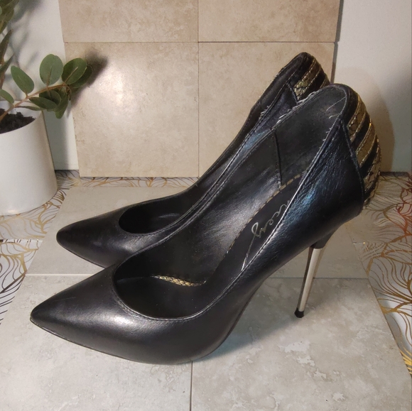 Pencey | Gold & Black Stiletto Heels | Size 7 - Picture 3 of 9